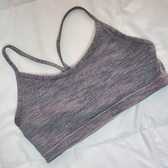 lululemon athletica Other - Lululemon Flow Y bra. Gray. Size 8. Sports bra. Athletic.